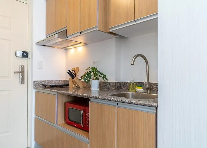 アパート 732 Express Condotel, 3 Minutes To Airport, With Gym & Pool Fast Wi-fi, Free Netflix