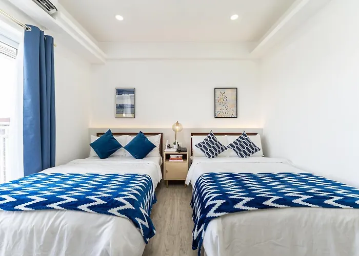 732 Express Condotel, 3 Minutes To Airport, With Gym & Pool Fast Wi-fi, Free Netflix