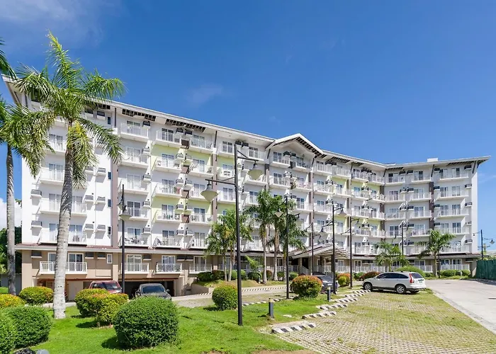 732 Express Condotel, 3 Minutes To Airport, With Gym & Pool Fast Wi-fi, Free Netflix アパート マクタン