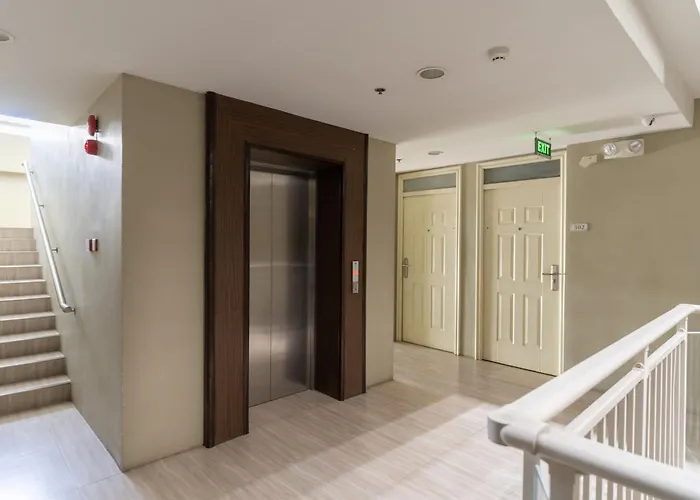 732 Express Condotel, 3 Minutes To Airport, With Gym & Pool Fast Wi-fi, Free Netflix アパート