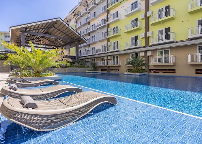 732 Express Condotel, 3 Minutes To Airport, With Gym & Pool Fast Wi-fi, Free Netflix マクタン