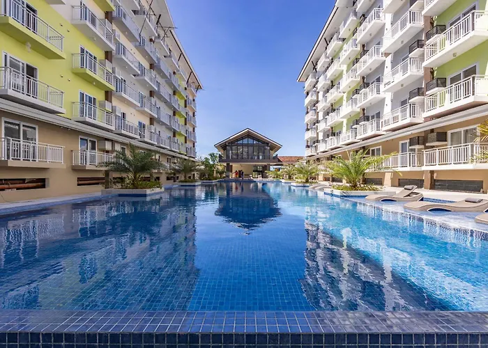 アパート 732 Express Condotel, 3 Minutes To Airport, With Gym & Pool Fast Wi-fi, Free Netflix *